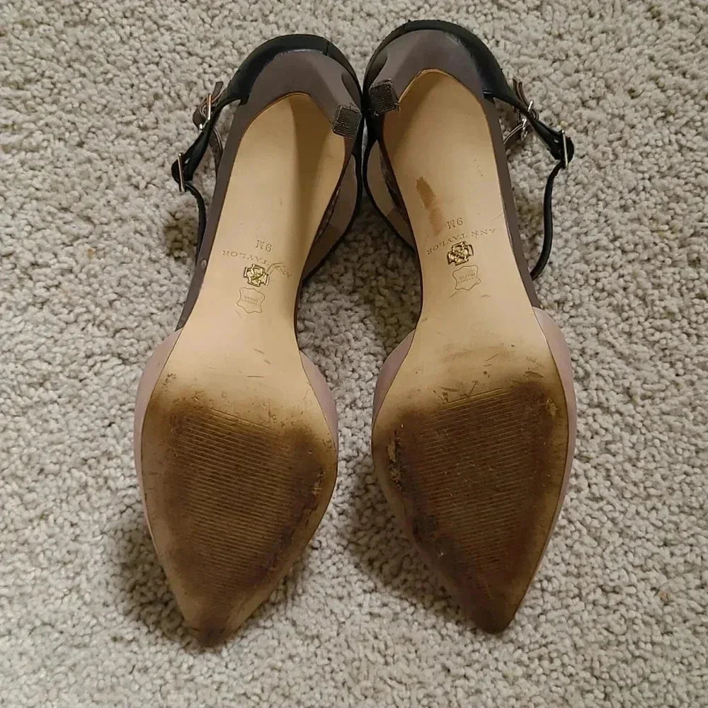 Ann Taylor Pumps size 9M - Picture 5 of 7